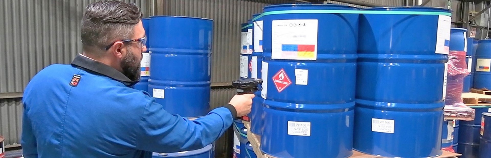 Barcodescanner IS-TH1xx.1 and IS530.1 from i.safe MOBILE in use at Eastman Chemical, USA