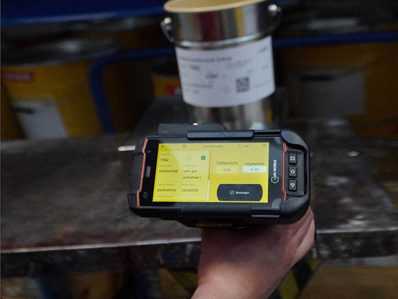 IS530.1 combined with the Trigger Handle IS-TH1xx.1 at ADLER Lacke