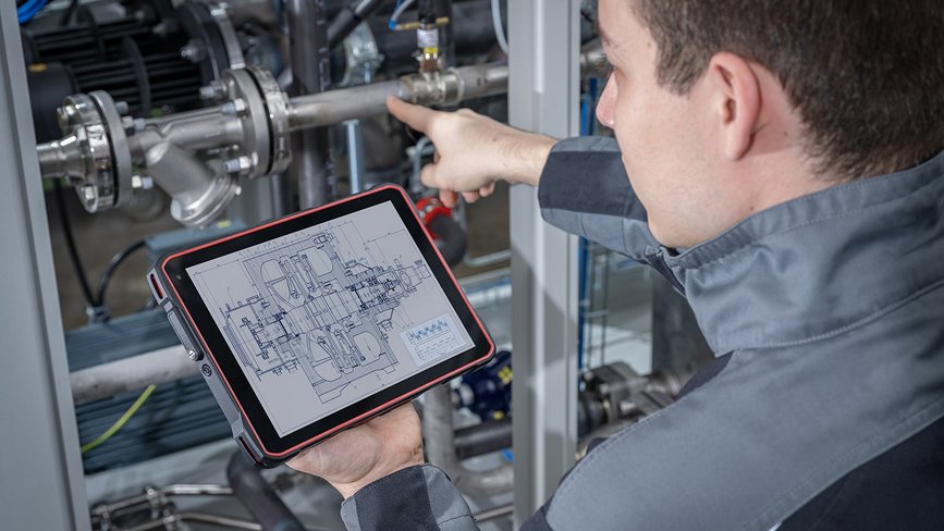 5G Android™ and Windows tablet with charging option for hazardous areas