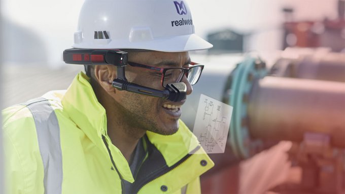 REALWEAR NAVIGATOR Z1 in Nutzung