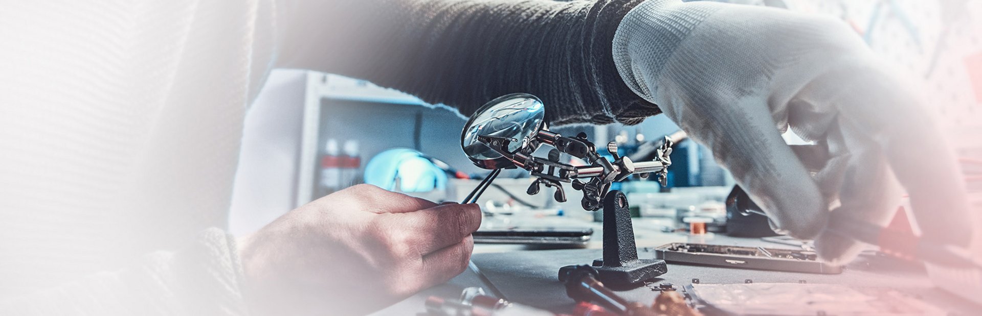 Service Center i.safe MOBILE