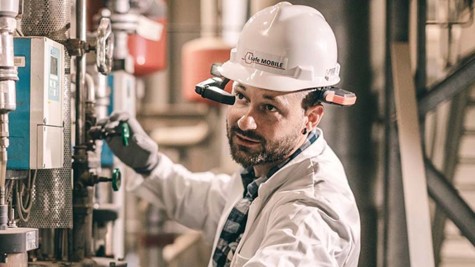 HTM-1Z1 i.safe MOBILE HTM-1Z1 i.safe MOBILE